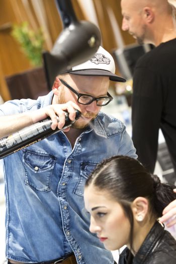 Backstage fotky módních přehlídek